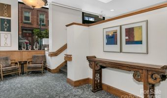 59 College St 402, Asheville, NC 28801