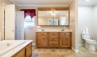 596 Teakwood, Alma, GA 31510