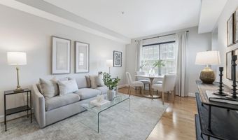 231 N THOMAS St 105, Arlington, VA 22203