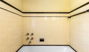 39 Chester St, Arlington, MA 02476