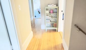 21 Cottage St, Bangor, ME 04401