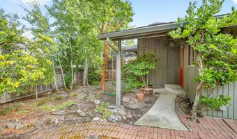 767 Twin Pines Cir, Ashland, OR 97520