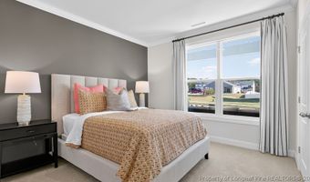 1129 Summer Daisy Dr, Aberdeen, NC 28315