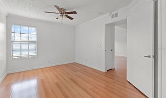 415 LAKEPOINTE Dr 207, Altamonte Springs, FL 32701