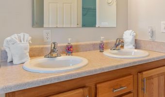 6097 Summerside Dr, Alanson, MI 49706