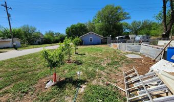324 S Bluff Ave, Anthony, KS 67003