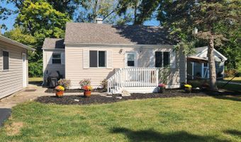 25542 W Dressel Rd, Antioch, IL 60002