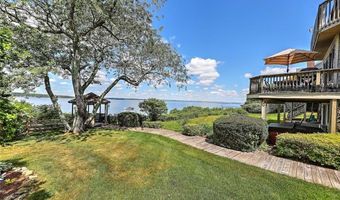 129 Seaside Dr, Jamestown, RI 02835