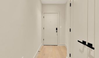 2100 4TH St NE #2, Washington, DC 20002
