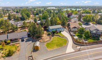 63552 Boyd Acres Rd, Bend, OR 97701