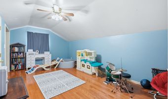1404 Davidson Ct, Auburn, IN 46706