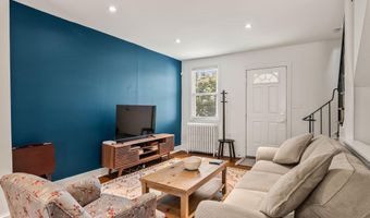 4009 LAURISTON St, Philadelphia, PA 19128