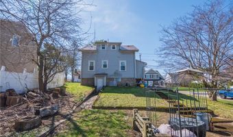 101 Collins St, Attleboro, MA 02703