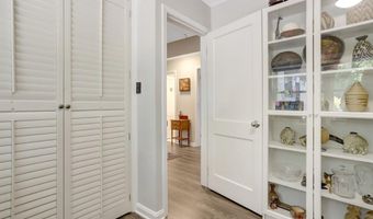 6616 BRADDOCK, Annandale, VA 22003