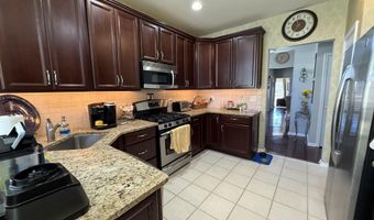 9 Delray Ln, Absecon, NJ 08201