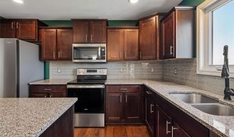 1735 Sadie Ln, Adel, IA 50003