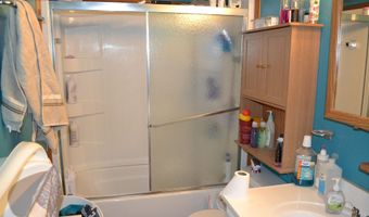 2116 PINE Ave, Cheyenne, WY 82007