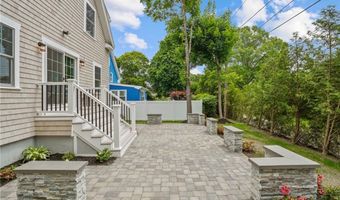5 Lillis Ave, Barrington, RI 02806