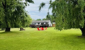 1712 Lakeview Dr, Alpena, MI 49707
