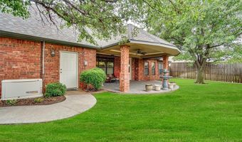 809 Queens Way, Altus, OK 73521