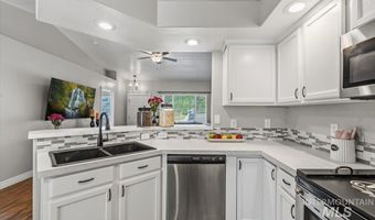 5222 Weston Ave, Caldwell, ID 83607