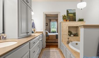 162 Allison Rd, Albertville, AL 35950