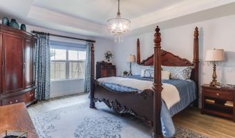 6225 Emerald Lake Dr, Biloxi, MS 39532