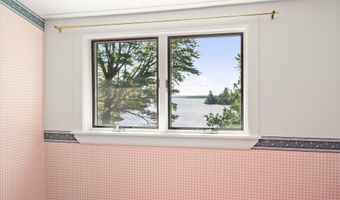47 Chase Rd, Baileyville, ME 04694