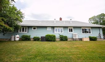 875 Hammond St, Bangor, ME 04401