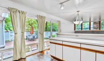 7415 ANNANWOOD Ct, Annandale, VA 22003