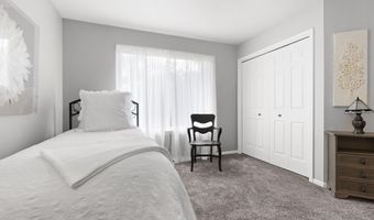 624 Abbey Mill Dr SE 11, Ada, MI 49301