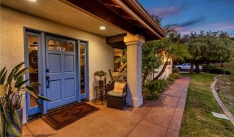 707 S Live Oak Park Rd, Fallbrook, CA 92028