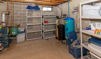 85 McVeagh Rd, Westbrook, CT 06498