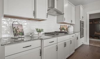 3657 Kinsley Blvd, Ann Arbor, MI 48105
