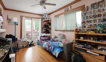 72 Terrace St, Bergenfield, NJ 07621