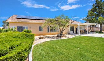 19581 Powhatan Rd, Apple Valley, CA 92308