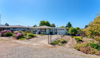311 MAPLE St, Brookings, OR 97415