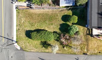 19 TH St, Astoria, OR 97103