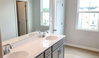 821 York, Acworth, GA 30102