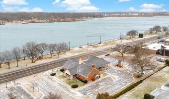 301 Summer, Algonac, MI 48001