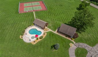 208 Berg Crossing Dr, Augusta, MO 63332