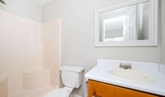 244 Lawrence St, Adairsville, GA 30103