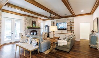 173 Circlestone Dr, Adel, GA 31620