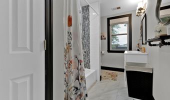 309 Church St, Belford, NJ 07718