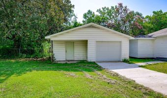 822 Chesnut St, Camden, SC 29020