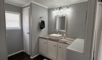 2205 W Grand Ave, Artesia, NM 88210