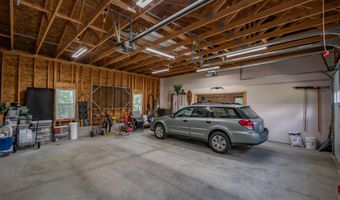 183 Barnard Rd, Barnard Twp., ME 04414
