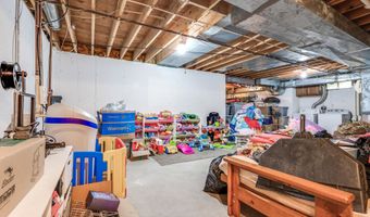 8 Westover Ct, Madison, WI 53719