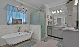 150 St Andrews Ln, Benton, LA 71006