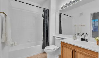 7709 Himalayas Ave 201, Las Vegas, NV 89128